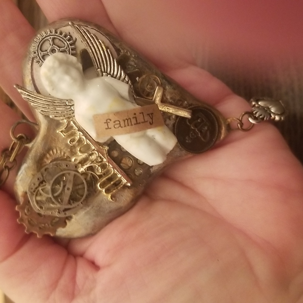 Frozen Charlotte clay necklace - Picture 3 of 3